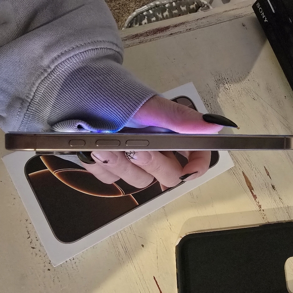 Iphone 16 pro max - Picture 5 of 6